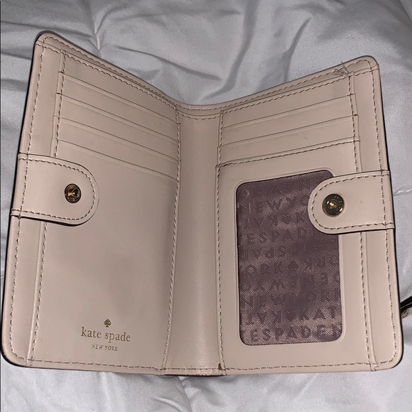 Kate Spade wallet - Picture 2 of 3